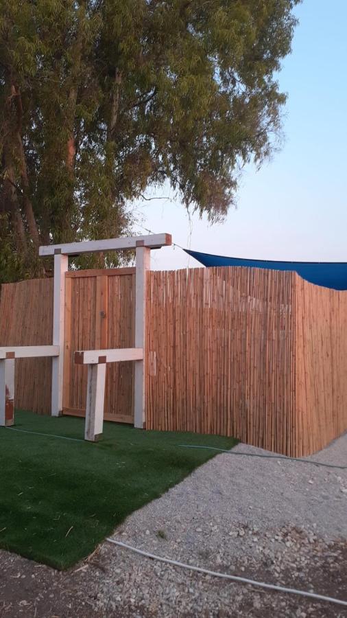 אצל דוד בכפר Kfar Gidon Exterior foto